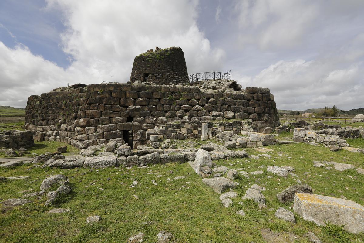 Nuraghi in Sardegna Nuraghi in Sardegna