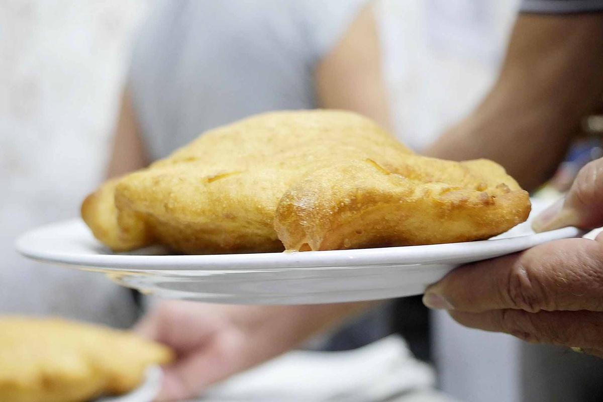 Antica Pizzeria de’ Figliole – Il tempio della pizza fritta