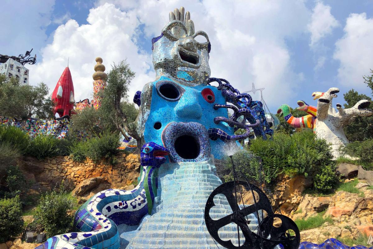 Il Giardino dei Tarocchi di Niki de Saint Phalle a Capalbio Il Giardino dei Tarocchi di Niki de Saint Phalle a Capalbio