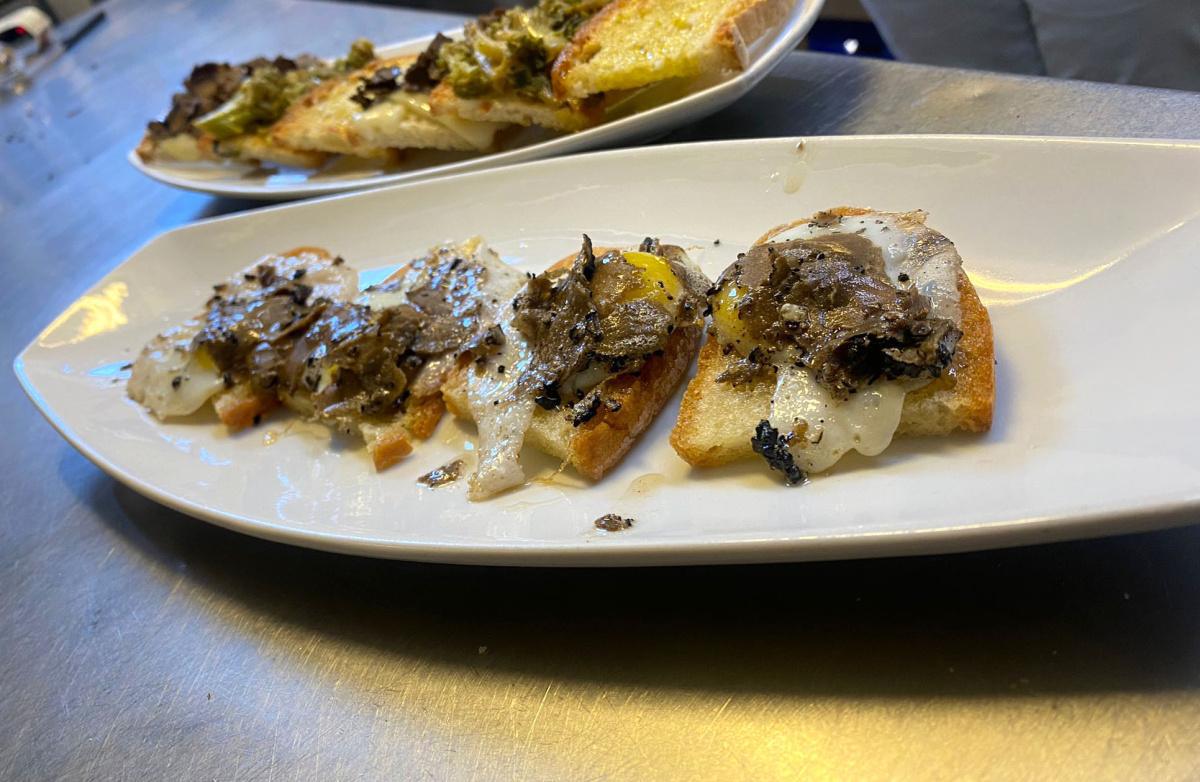 eehGià Bistrò: i sapori del territorio nel cuore di Sovana