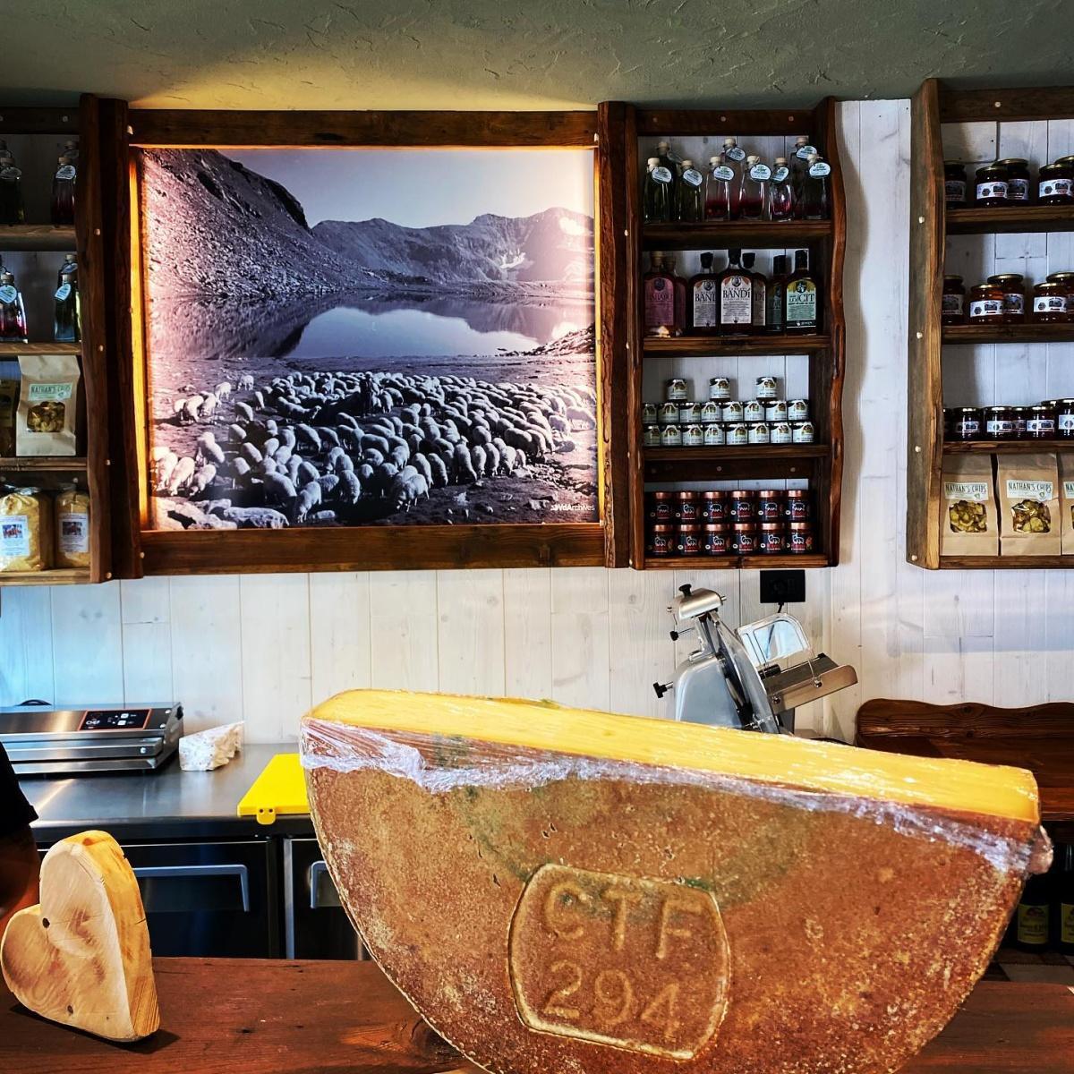 Boutique Agricole - il tesoro caseario nel cuore di Cogne Boutique Agricole - il tesoro caseario nel cuore di Cogne