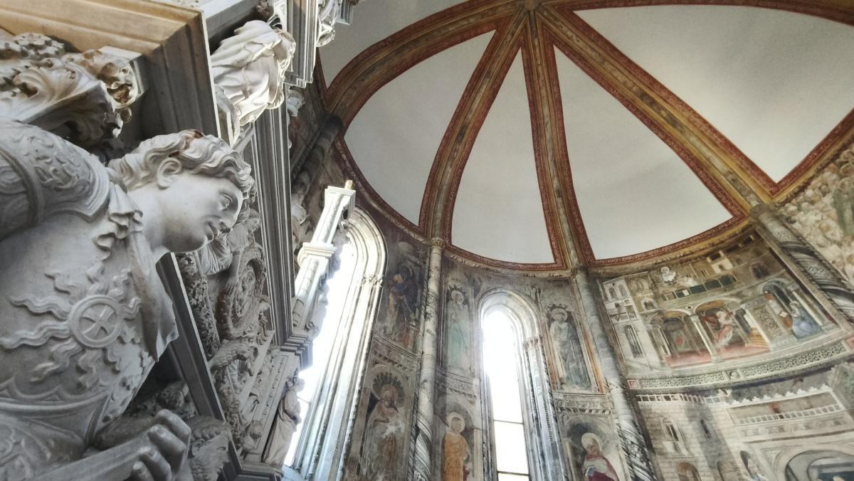 San Giovanni a Carbonara: il pantheon angioino sospeso su Napoli San Giovanni a Carbonara: il pantheon angioino sospeso su Napoli