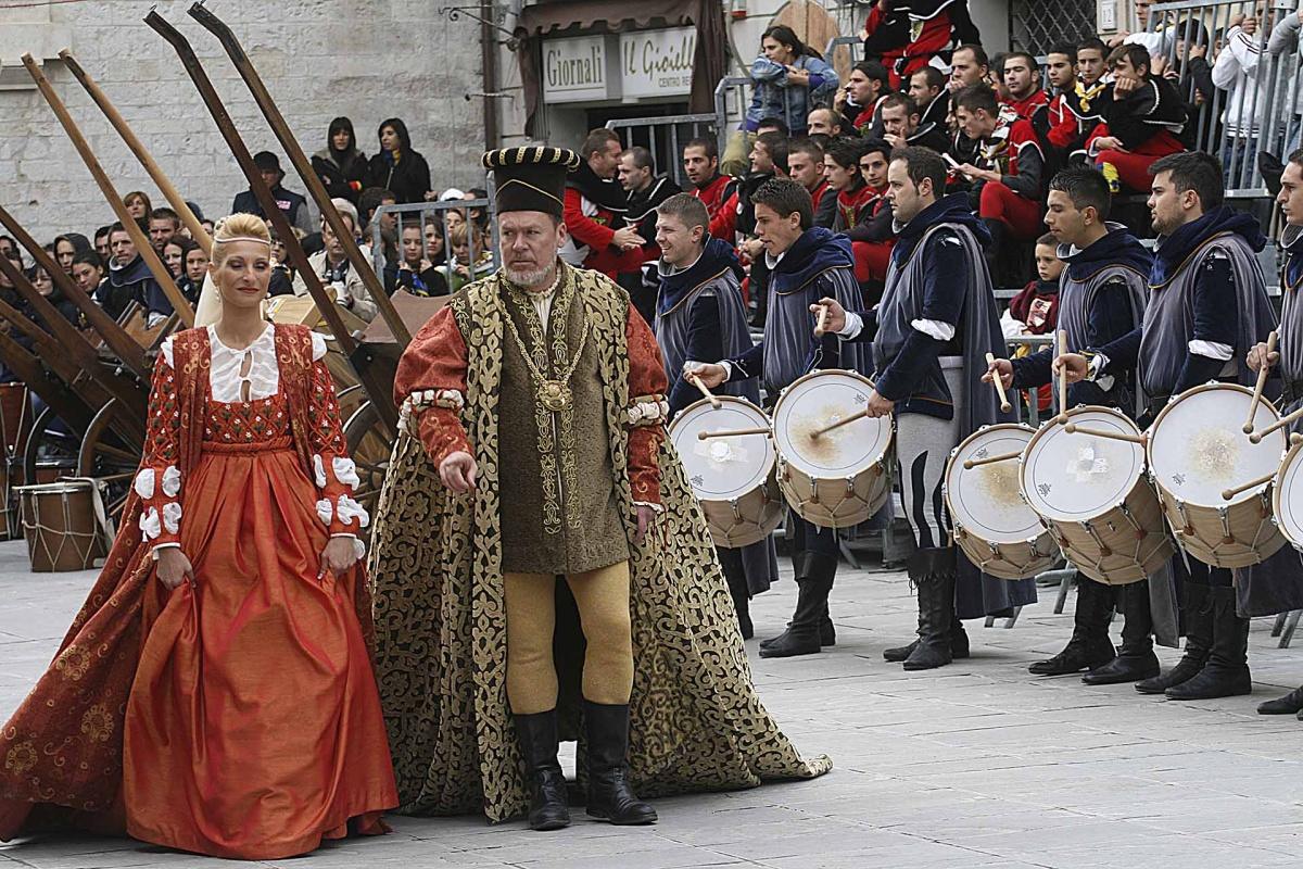 I Giochi de le Porte: il palio dei somari tra le pietre di Gualdo Tadino