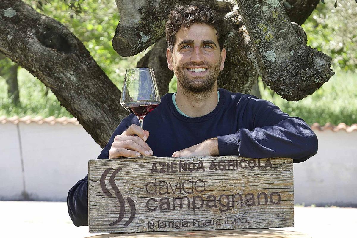 Davide Campagnano - il vino che custodisce l'anima del Volturno Davide Campagnano - il vino che custodisce l'anima del Volturno
