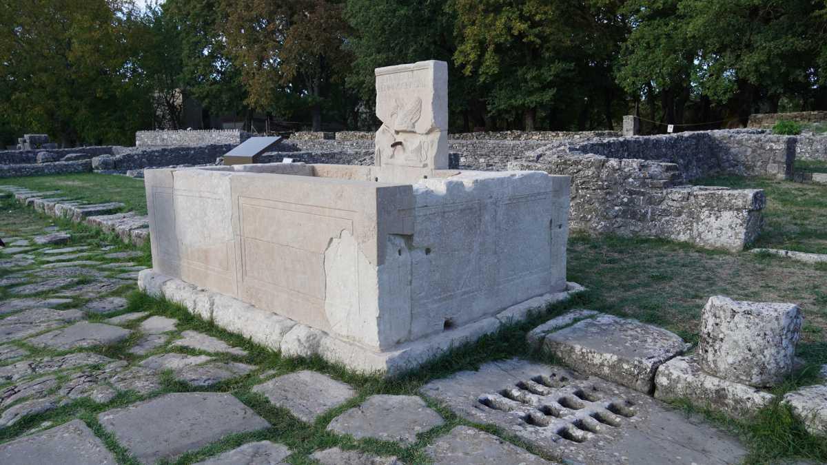 Parco archeologico di Sepino, un luogo continuamente trasformato Parco archeologico di Sepino, un luogo continuamente trasformato