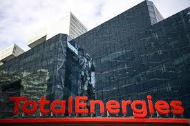 Suspension de 15% de la production mondiale pour TotalEnergies Suspension de 15% de la production mondiale pour TotalEnergies