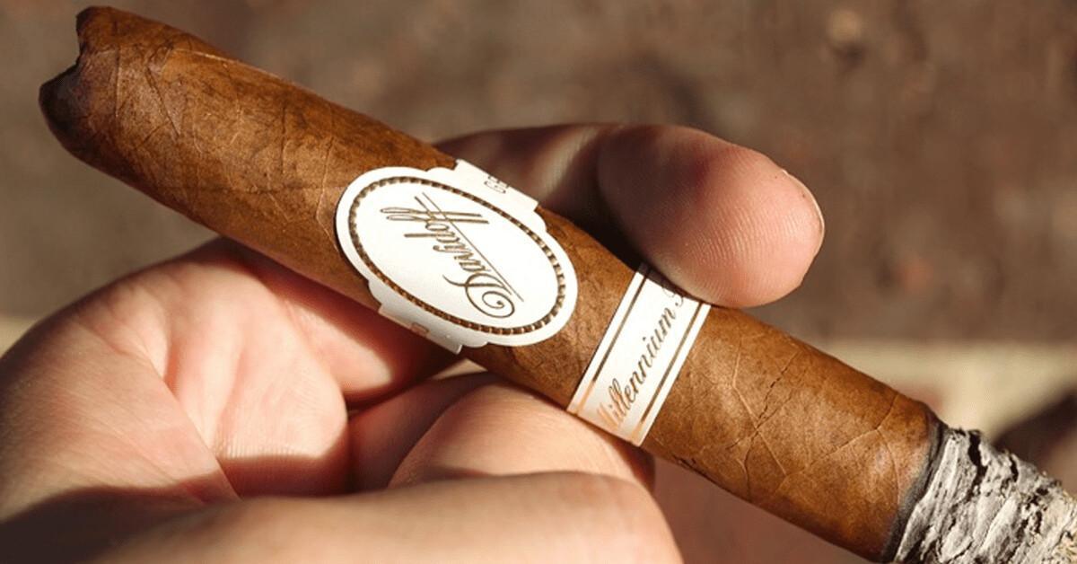 Davidoff Millennium Blend tubos Robusto Davidoff Millennium Blend tubos Robusto