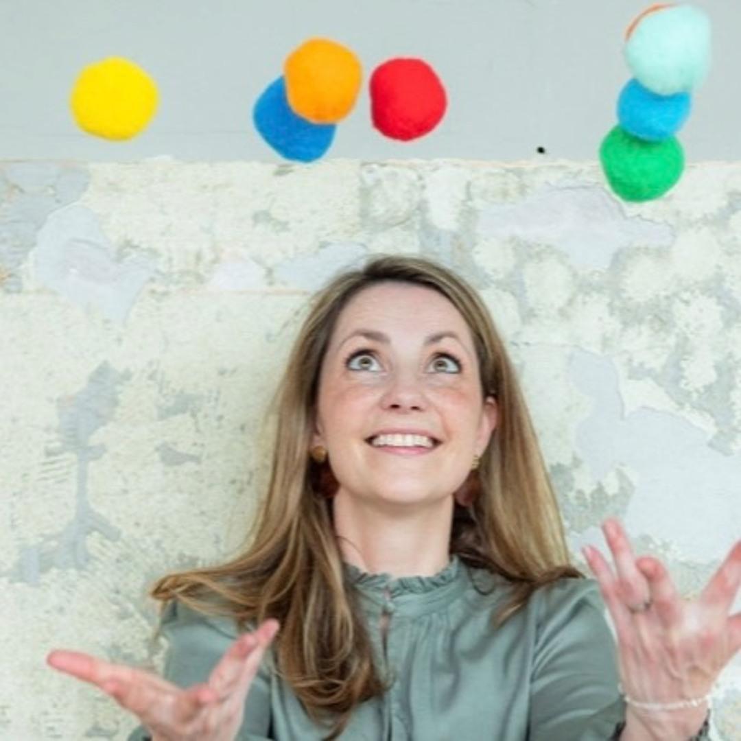 #5 Joyce legt uit over de verschillende gedachtelagen en hoe je meer bij je intuïtie komt #5 Joyce legt uit over de verschillende gedachtelagen en hoe je meer bij je intuïtie komt