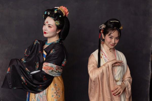 Chinees behang komt tot leven in het Stedelijk Museum Breda Chinees behang komt tot leven in het Stedelijk Museum Breda