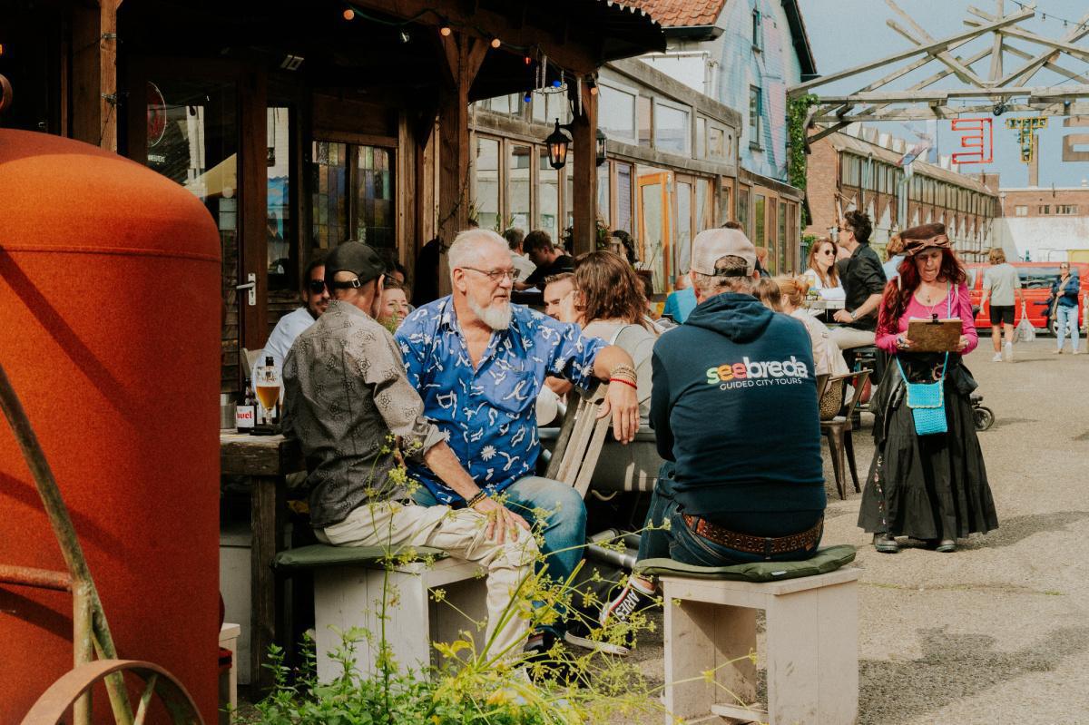 Vier de lente op de STEK Lentemarkt Vier de lente op de STEK Lentemarkt