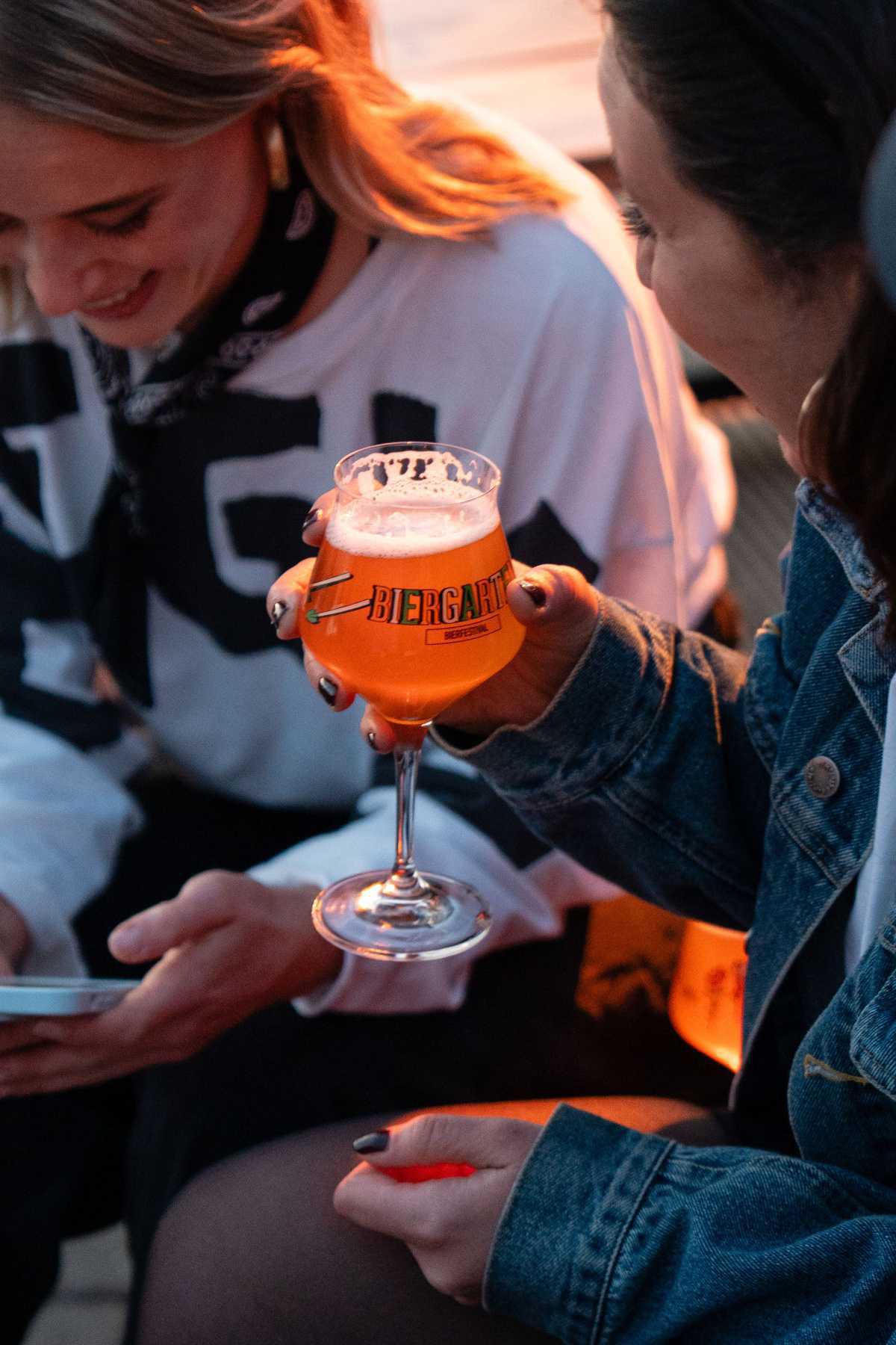 Meer dan 100 bieren bij zomereditie Biergarten bij PIER15