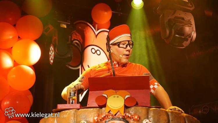 Cursus tonpraten van echte mââuwers start 11 september Cursus tonpraten van echte mââuwers start 11 september