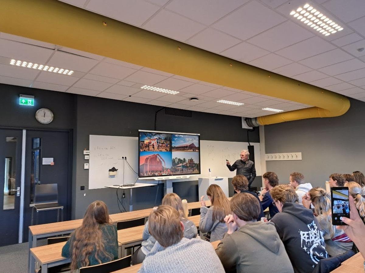 BUas studenten organiseren benefietshows voor muziekschool in Oekraïne BUas studenten organiseren benefietshows voor muziekschool in Oekraïne