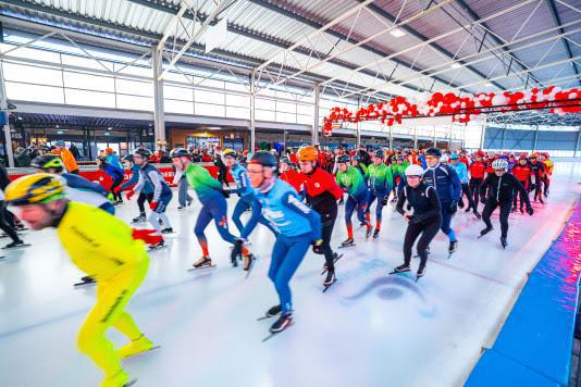 IJsbrekers bij Schaatsbaan Breda brengt 100.000 euro op voor hartonderzoek IJsbrekers bij Schaatsbaan Breda brengt 100.000 euro op voor hartonderzoek