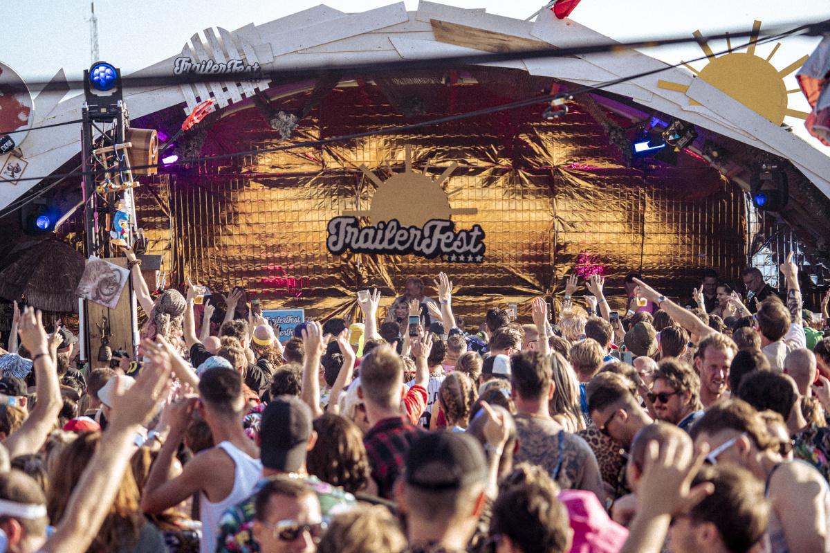 Kaartverkoop van 'slechtste festival van de wereld' gestart