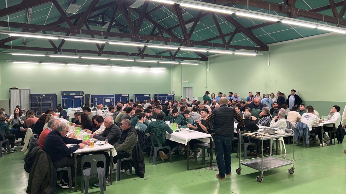 ✨LES AMICS✨ ✨LES AMICS✨