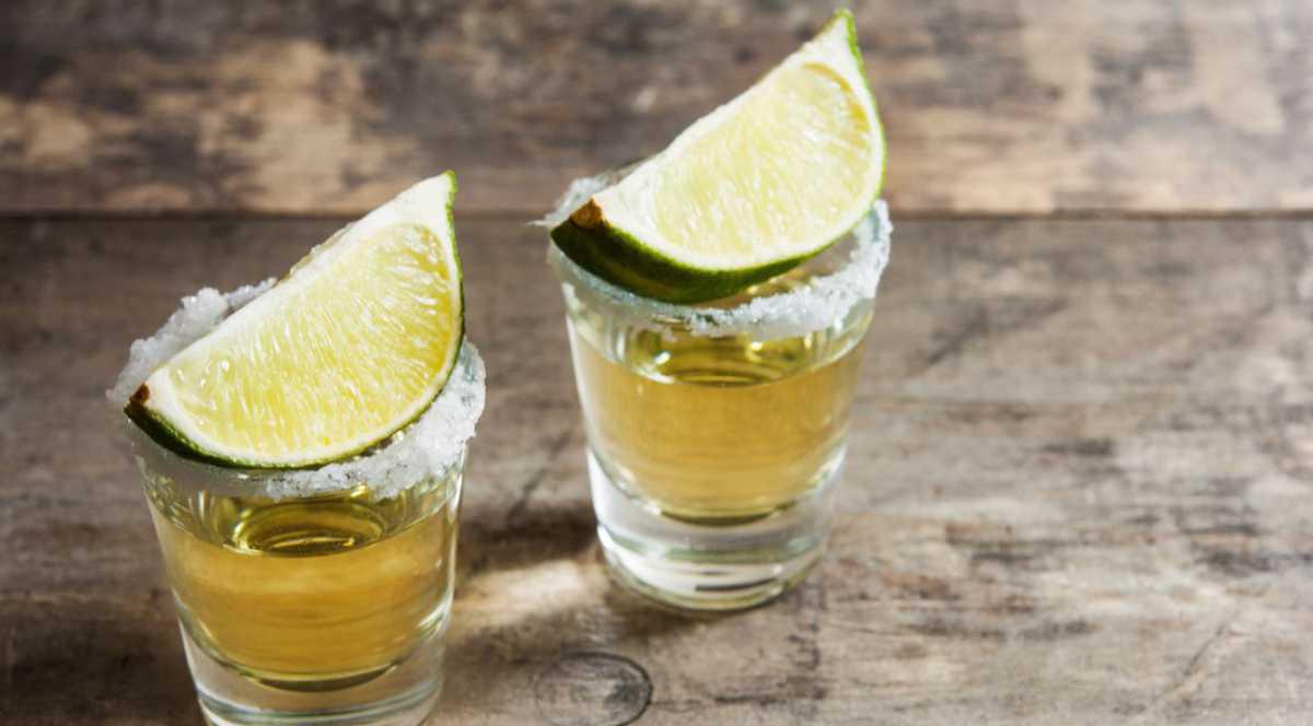 PROMO > GRATIS SHOT DI TEQUILA SALE E LIMONE ogni Shot acquistato 