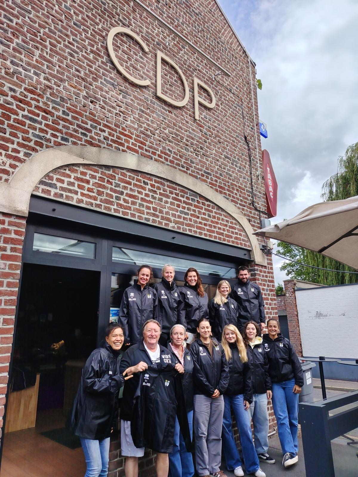 Le Café De la Poste équipe nos féminines 🤩​
