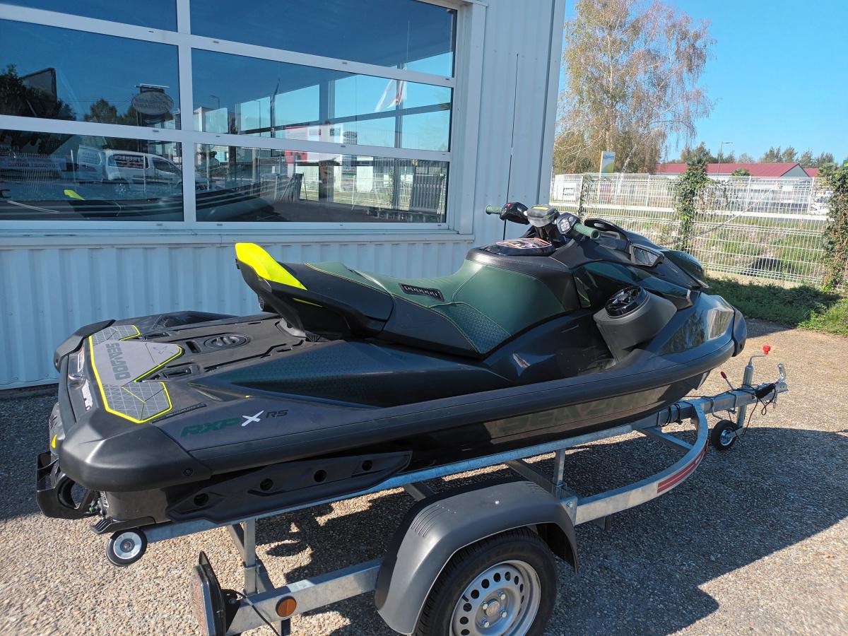 SEADOO RXP-X 300 RS APEX (neuf 2023) avec remorque - 25 500 €