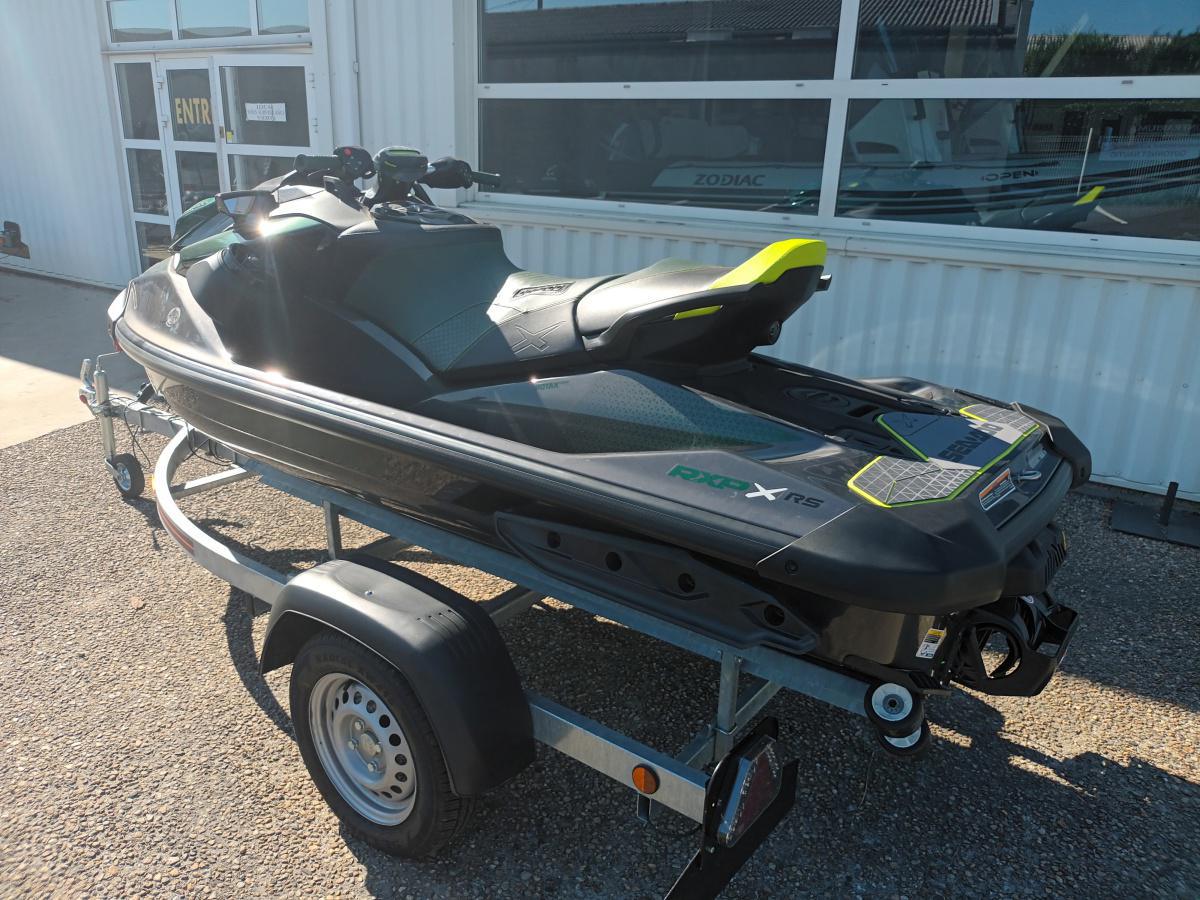 SEADOO RXP-X 300 RS APEX (neuf 2023) avec remorque - 25 500 €