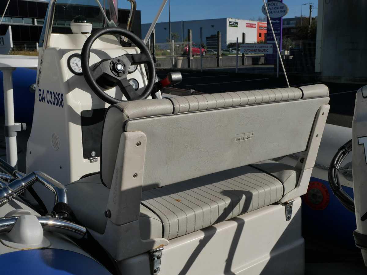 NARWHAL HD 4.50 (2004) - 6 500 € NARWHAL HD 4.50 (2004) - 6 500 €