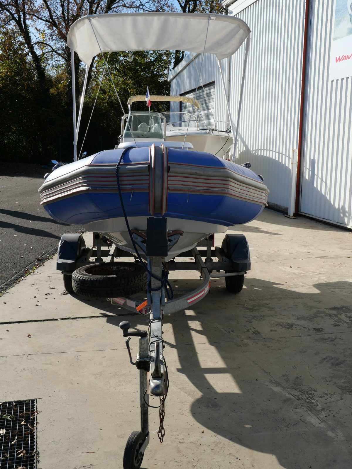 NARWHAL HD 4.50 (2004) - 6 500 € NARWHAL HD 4.50 (2004) - 6 500 €