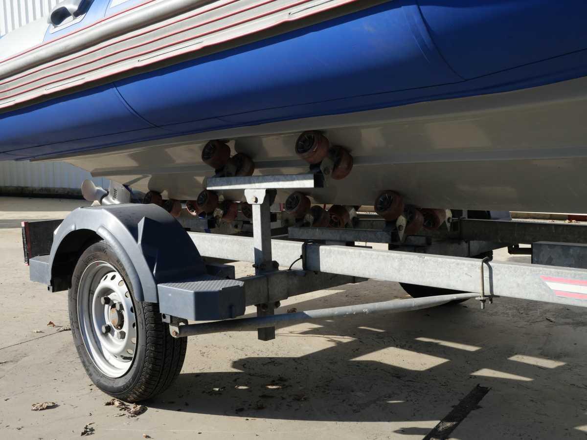 NARWHAL HD 4.50 (2004) - 6 500 € NARWHAL HD 4.50 (2004) - 6 500 €