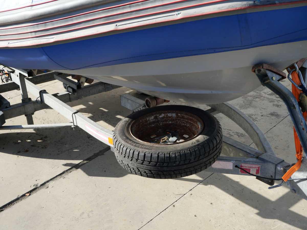 NARWHAL HD 4.50 (2004) - 6 500 € NARWHAL HD 4.50 (2004) - 6 500 €