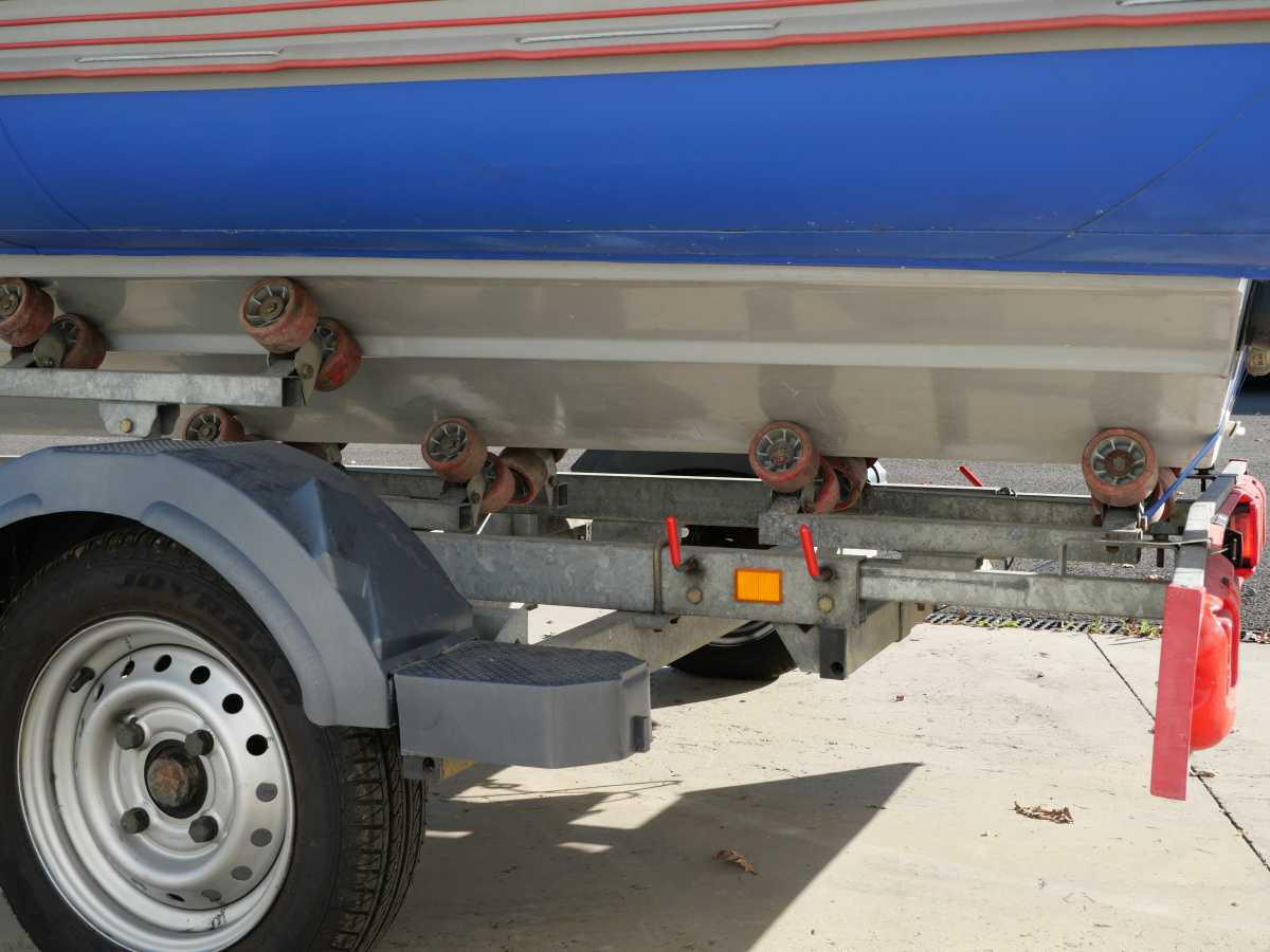 NARWHAL HD 4.50 (2004) - 6 500 € NARWHAL HD 4.50 (2004) - 6 500 €