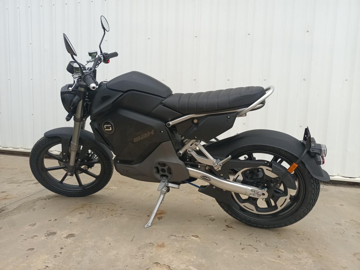 VMOTO TC MAX Full Black (2024) - 5 090 €