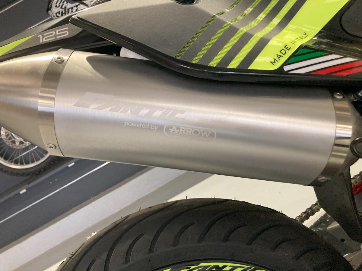 FANTIC XMF 125 Motard Performance (2024) - 3 990 € FANTIC XMF 125 Motard Performance (2024) - 3 990 €