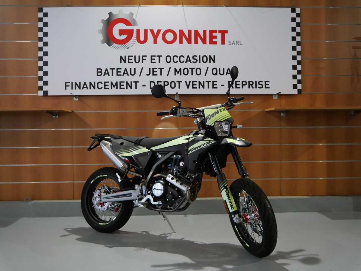 FANTIC XMF 125 Motard Performance (2024) - 3 990 € FANTIC XMF 125 Motard Performance (2024) - 3 990 €
