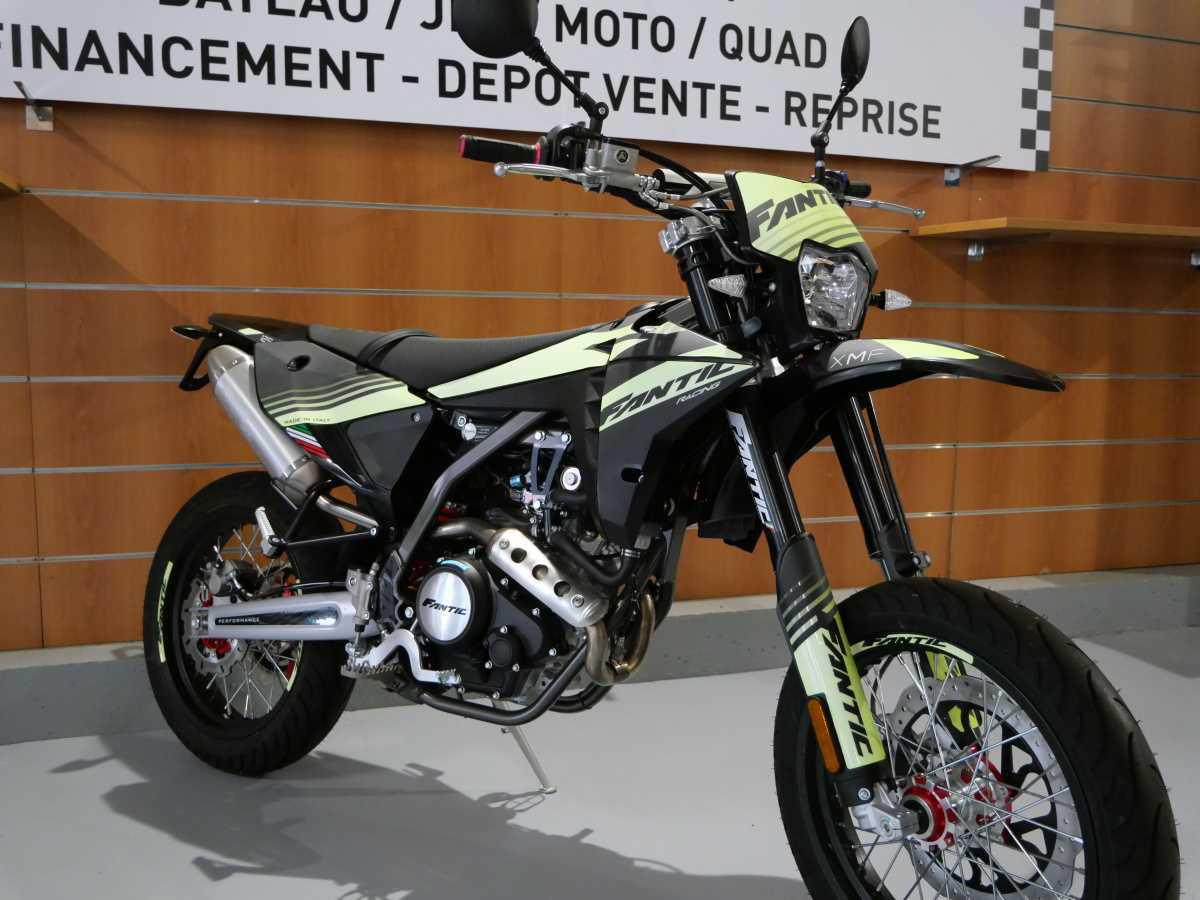 FANTIC XMF 125 Motard Performance (2024) - 3 990 € FANTIC XMF 125 Motard Performance (2024) - 3 990 €