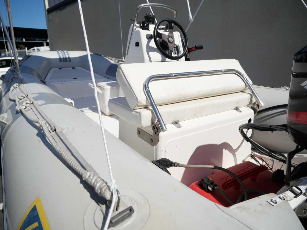 ZODIAC Cherokee 4.70 (1998) - 6 500 € ZODIAC Cherokee 4.70 (1998) - 6 500 €