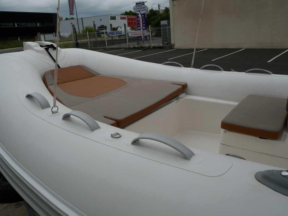 ZODIAC Medline 500 (2022) - 24 500 €