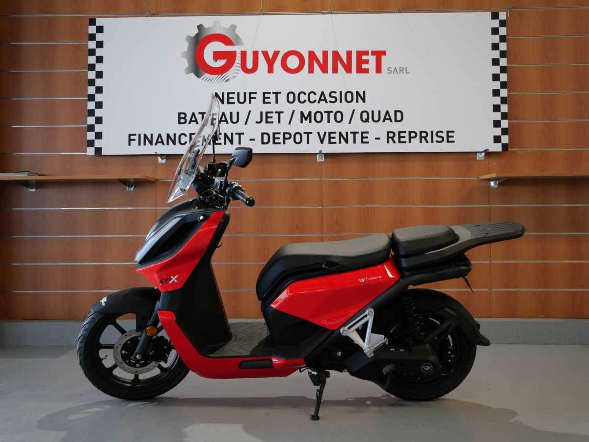 VMOTO CPX Explorer (2025) - 5 490 €