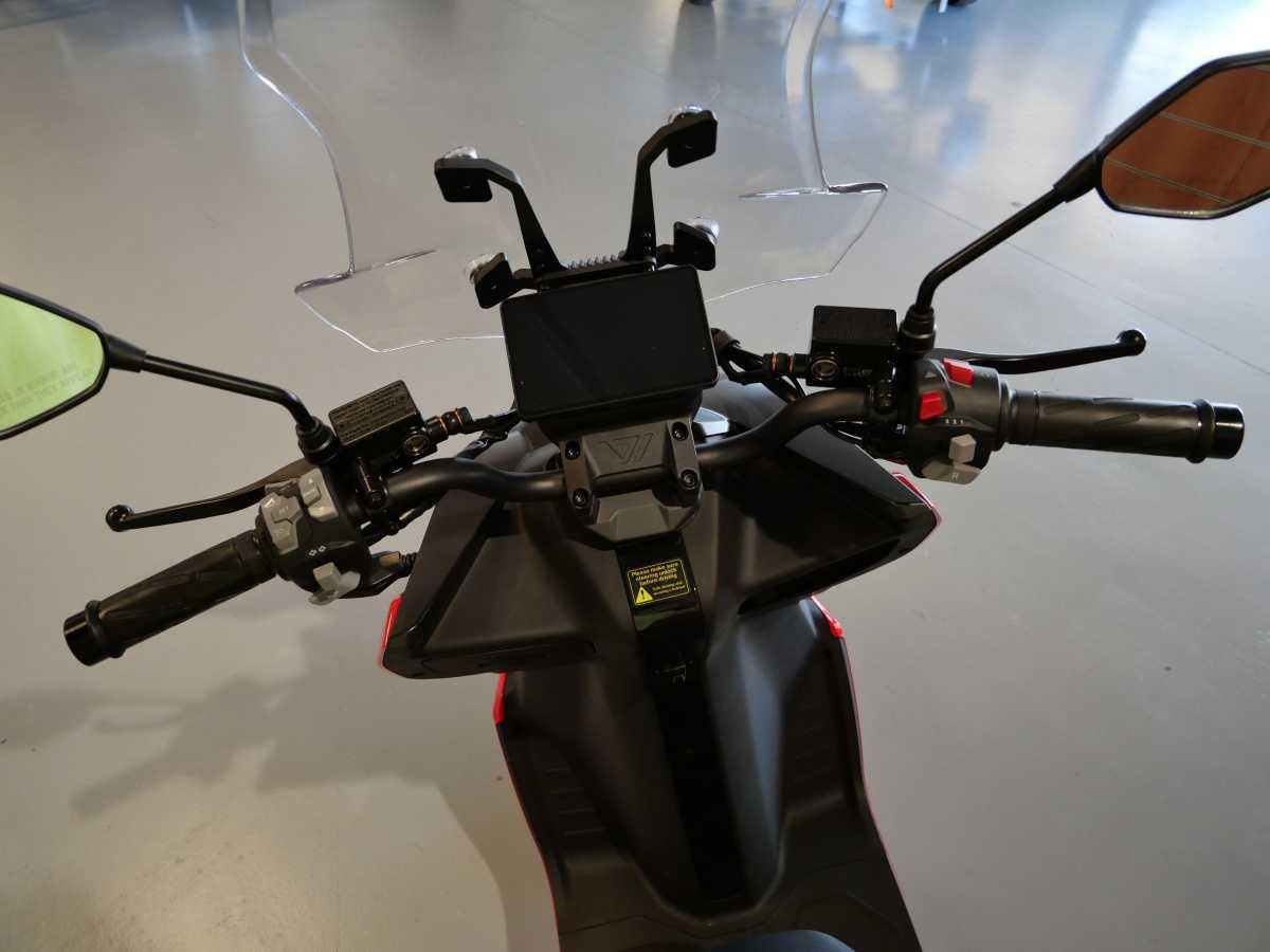 VMOTO CPX Explorer (2025) - 5 490 € VMOTO CPX Explorer (2025) - 5 490 €