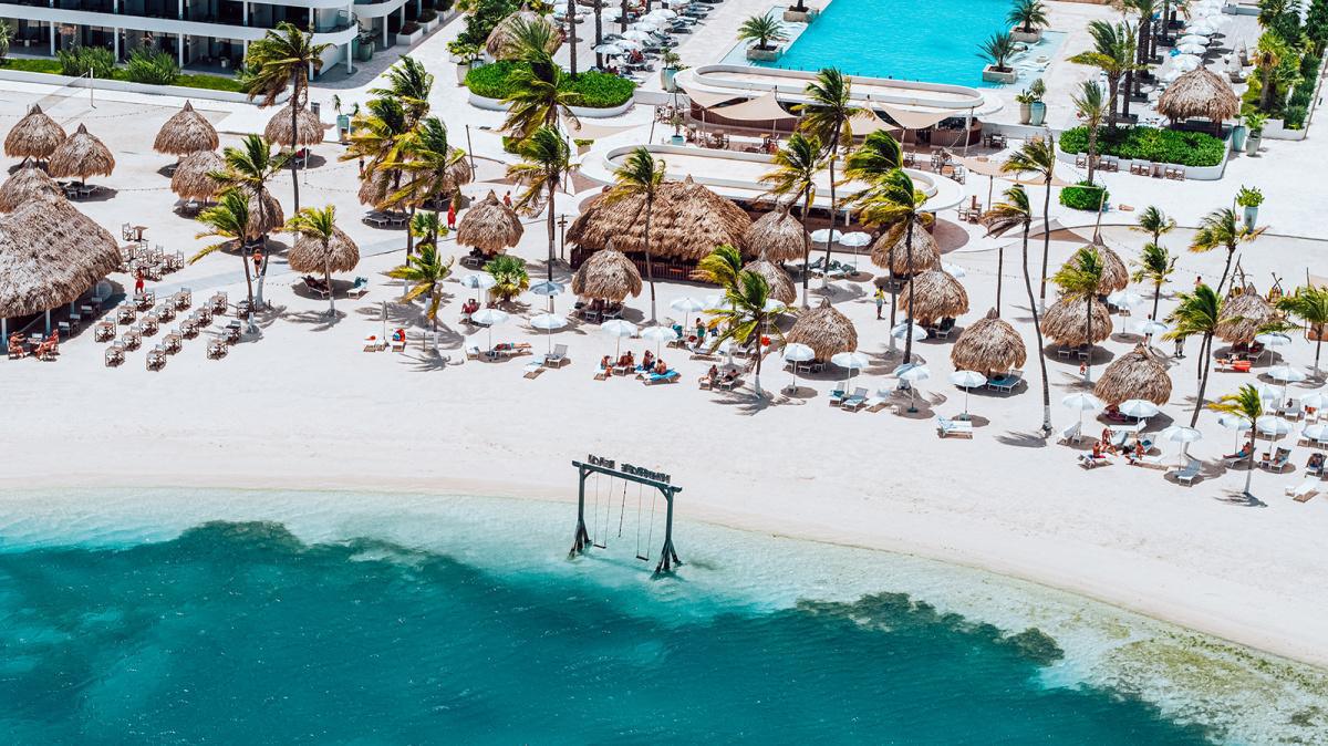 Almar Fest, an event filled with music, breeze, and sea. Almar Fest, an event filled with music, breeze, and sea.