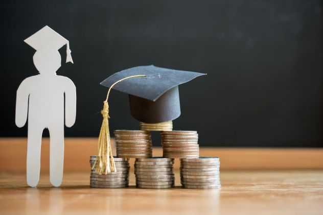 Pétition pour dénoncer les mesures financières inadmissibles prises par la direction de l'Université ! Pétition pour dénoncer les mesures financières inadmissibles prises par la direction de l'Université !