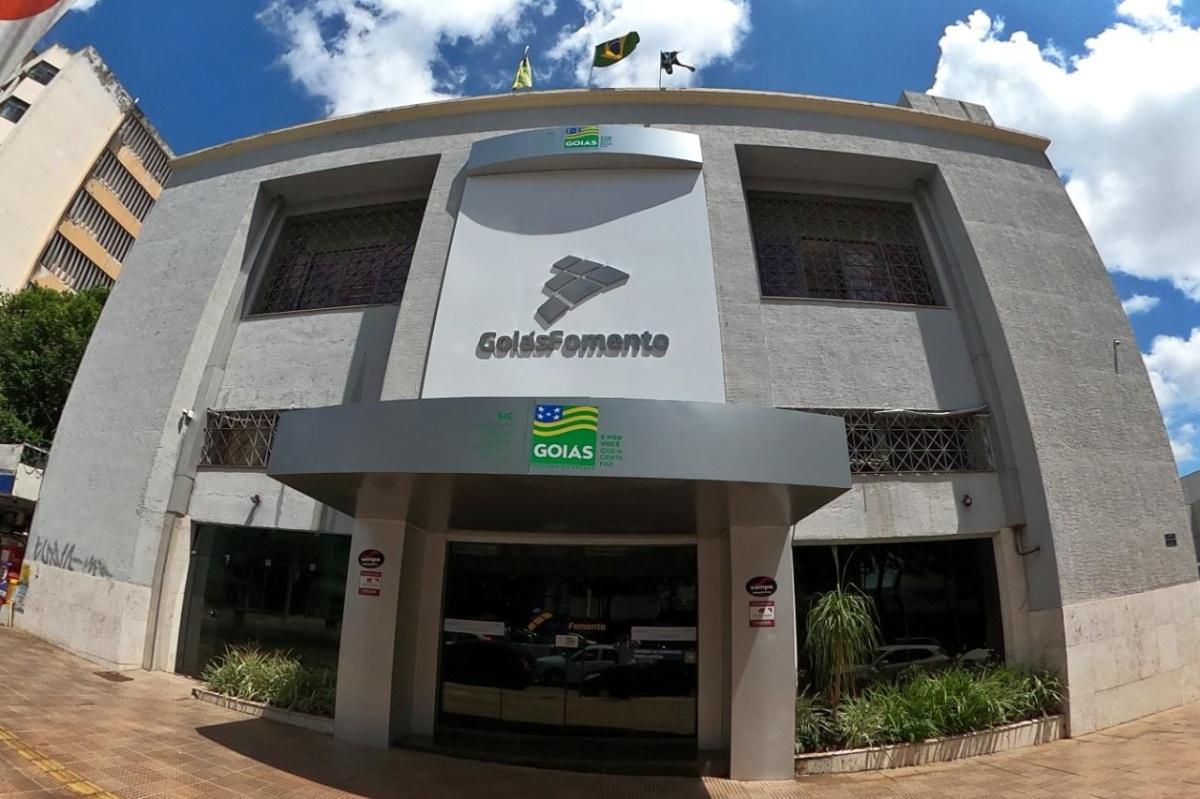GoiásFomento lança concurso público com vagas para níveis médio e superior e salários de até R$ 6,2 mil GoiásFomento lança concurso público com vagas para níveis médio e superior e salários de até R$ 6,2 mil