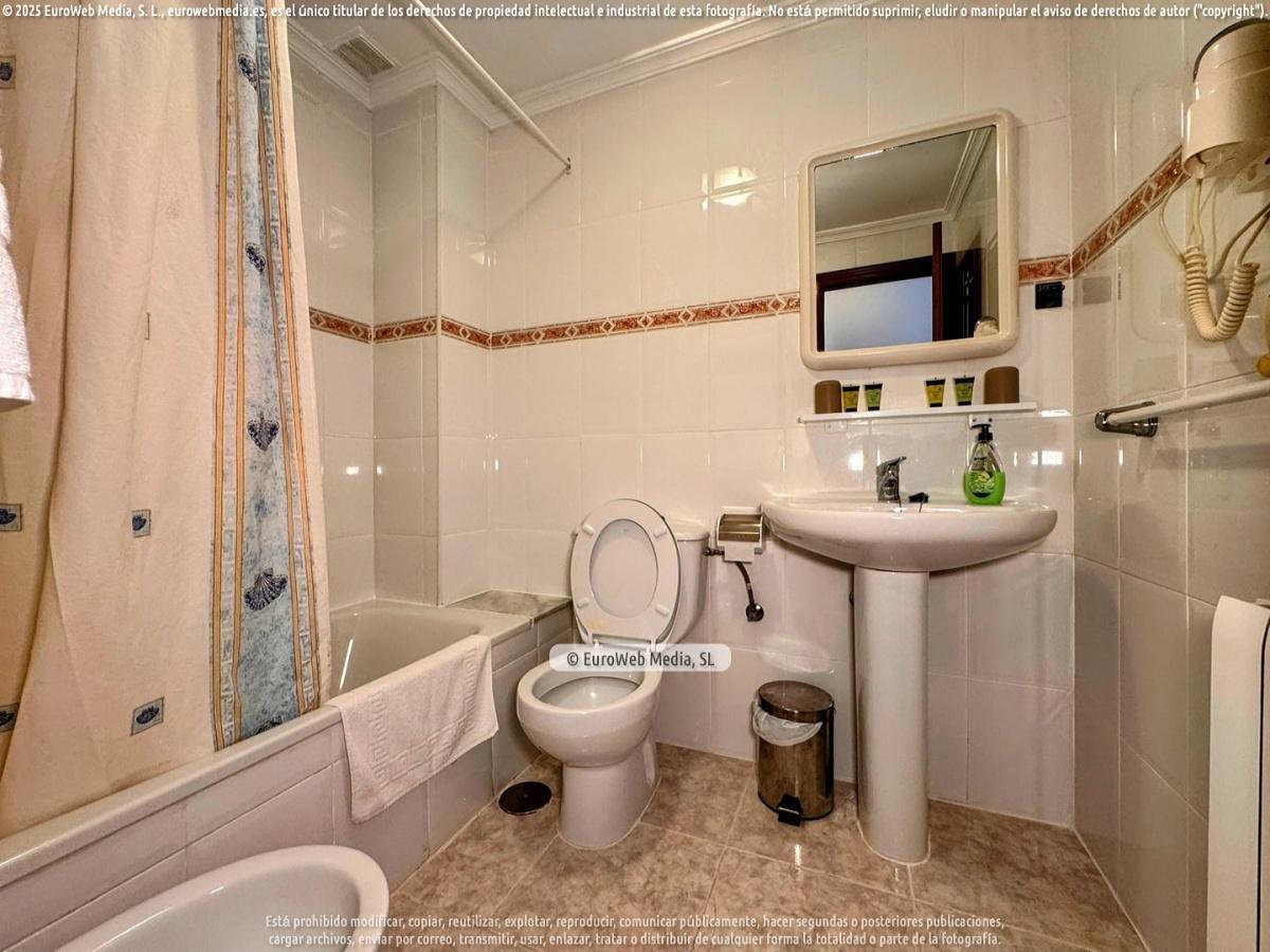 Habitación 203