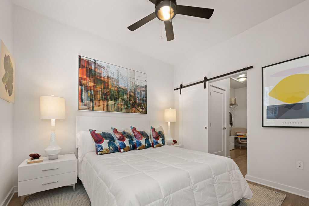 424 E 36th St 424 E 36th St