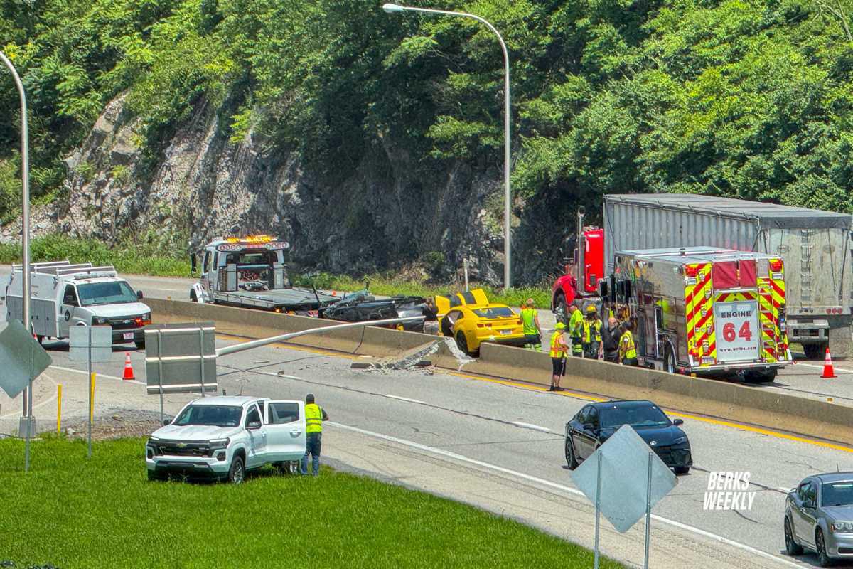 West Reading: Accident on 422 West West Reading: Accident on 422 West