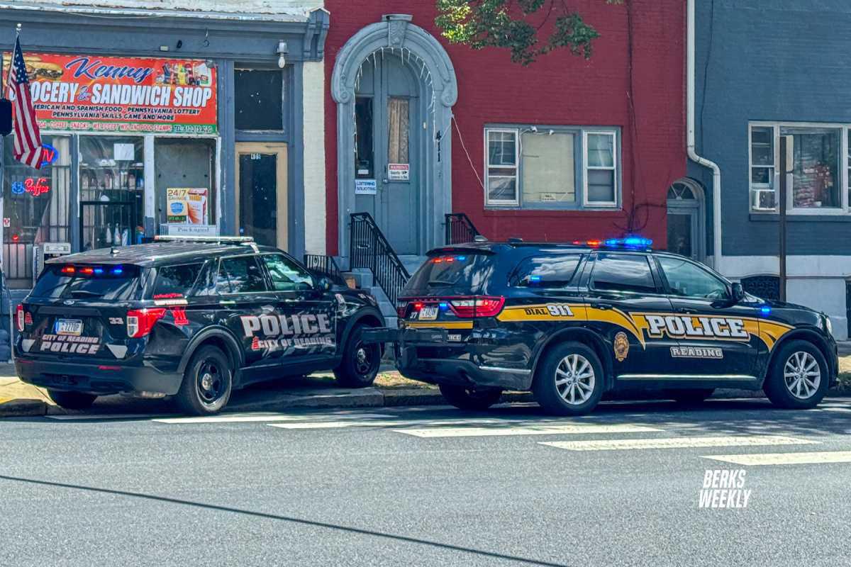 Reading: Shooting, Male Shot in Leg