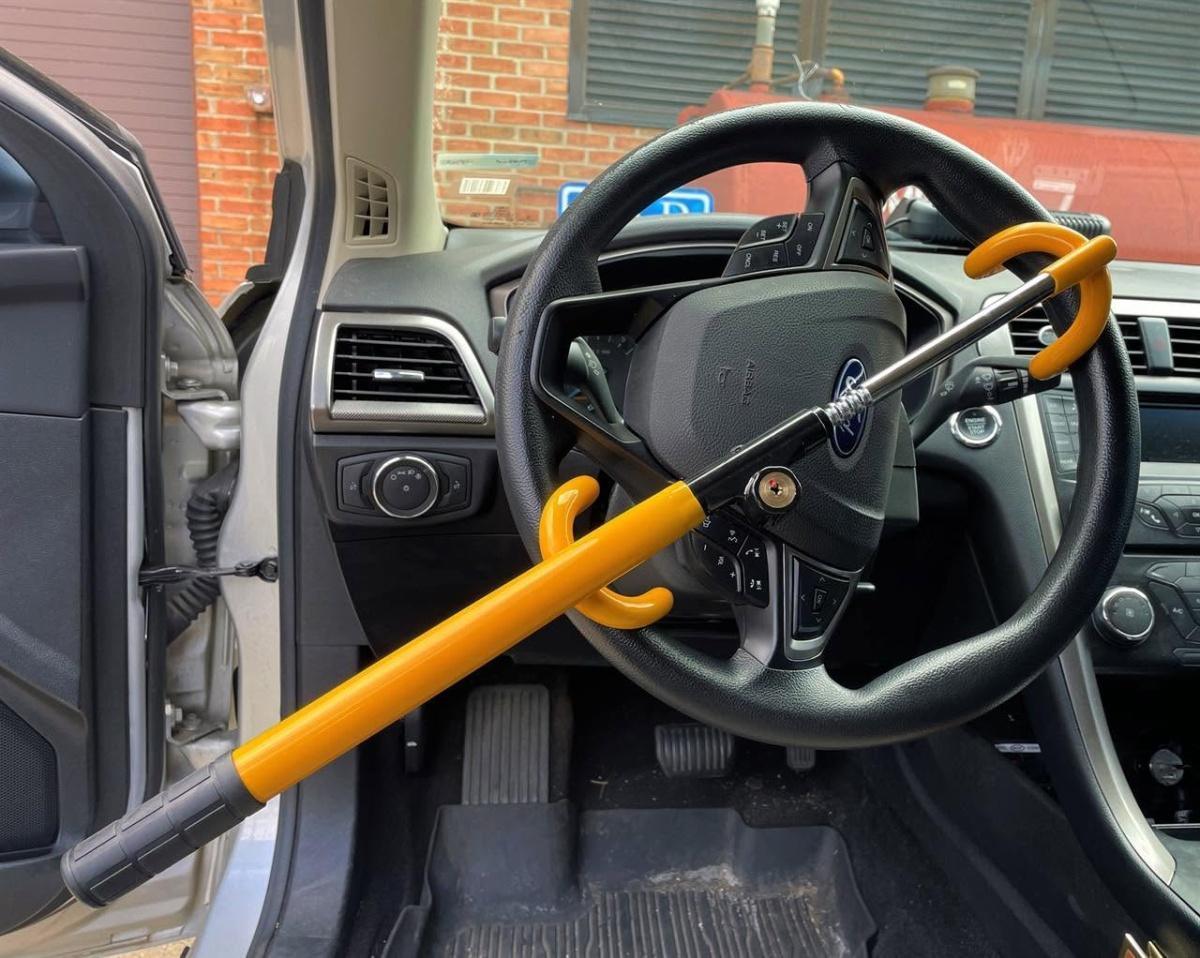 Reading Police offer free steering wheel locks while supplies last