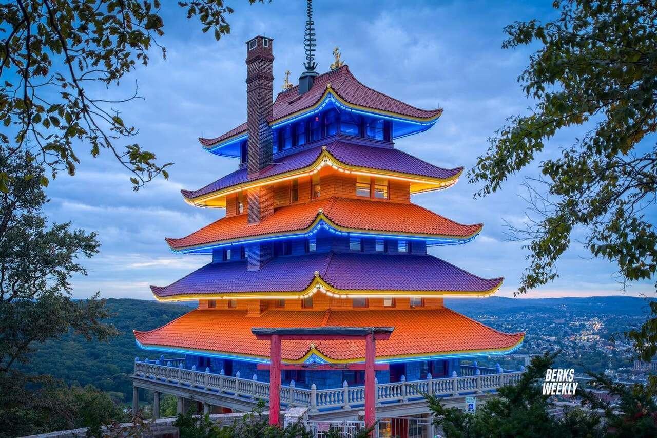 Reading Pagoda celebrates Oktoberfest