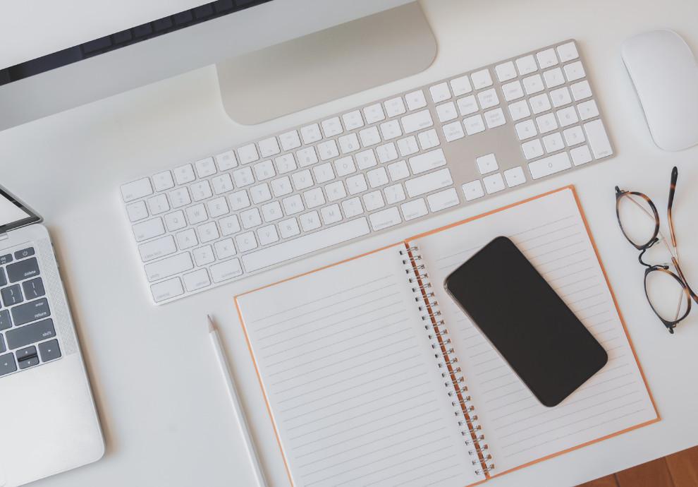 Équipement informatique (réseaux sociaux, imprimante et radio) Équipement informatique (réseaux sociaux, imprimante et radio)