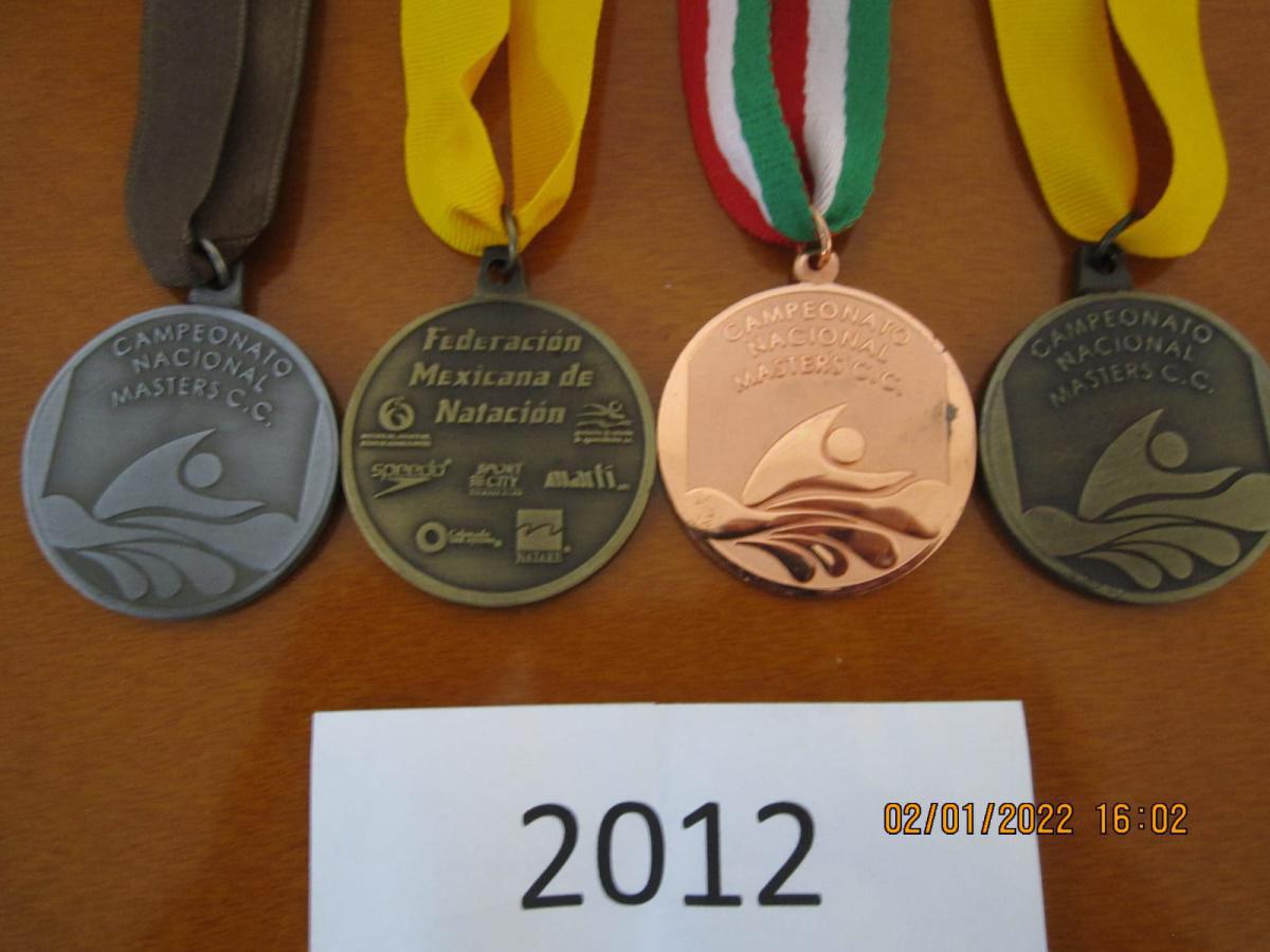 Una Historia de Superación y Amistad en la Natación Una Historia de Superación y Amistad en la Natación