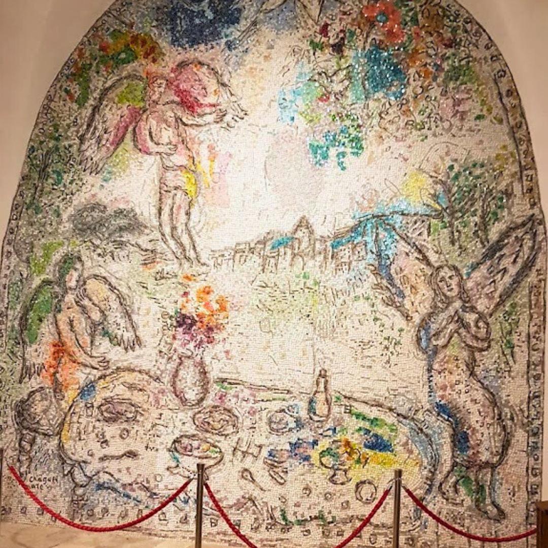 Château Sainte Roseline : de Marc Chagall à Kylie Minogue