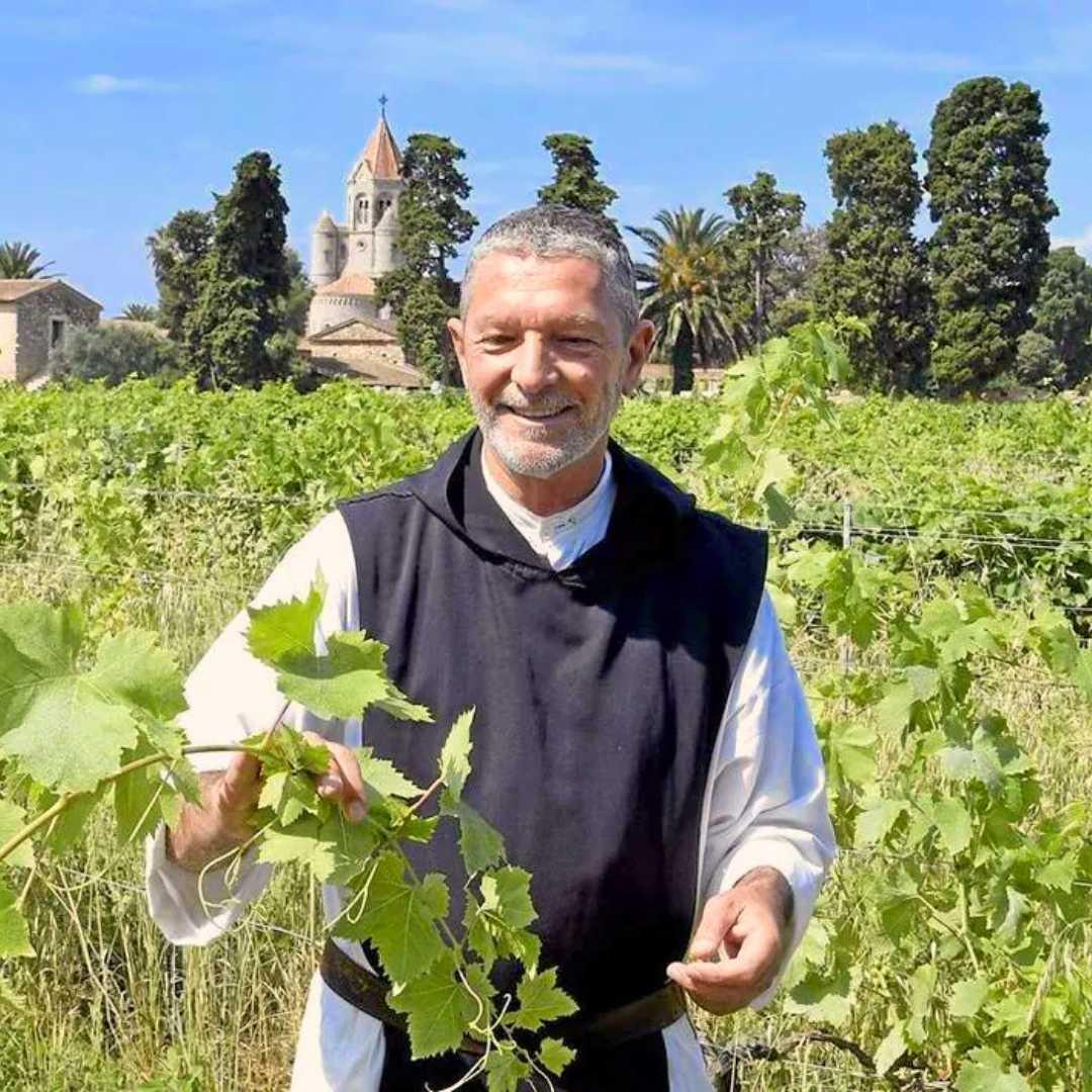 Abbaye des îles de Lérins : Le sang du Christ